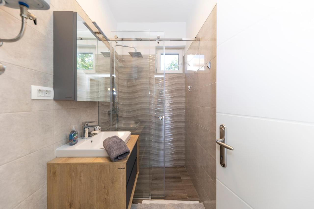 Duffys Apartment Zadar Luaran gambar